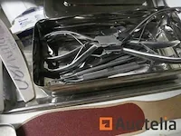 Roltafel pedicure, 3-deurs kledingkast - afbeelding 8 van  11