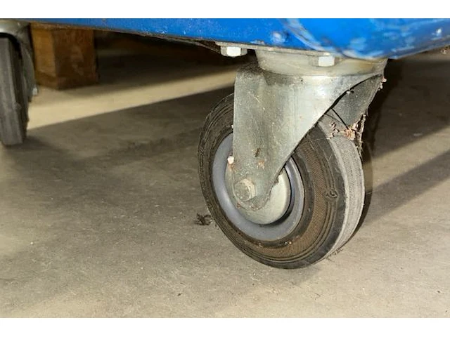 Roltafel - afbeelding 4 van  4