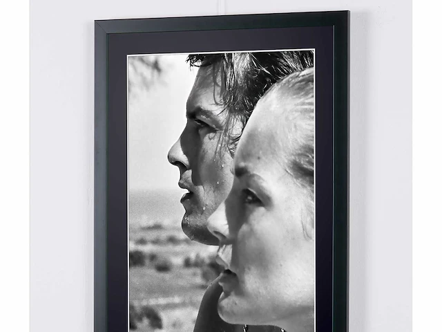 Romy schneider & alain delon - la piscine 1969. - fine art photography - luxe houten lijst 70x50 cm - gelimiteerde oplage van 30 stuks - afbeelding 6 van  8