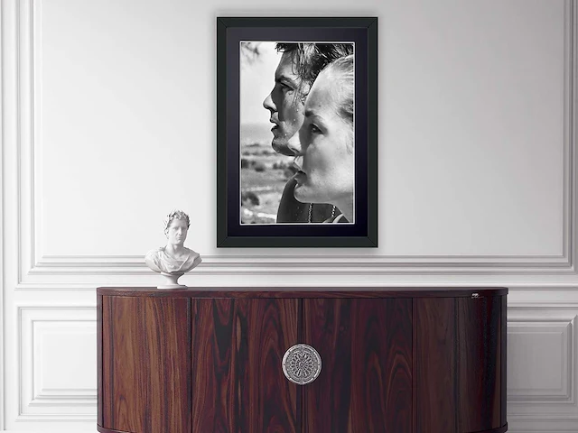 Romy schneider & alain delon - la piscine 1969. - fine art photography - luxe houten lijst 70x50 cm - gelimiteerde oplage van 30 stuks - afbeelding 7 van  8