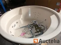 Rond granieten bad en sanitair accessoires - afbeelding 11 van  11
