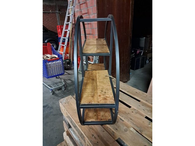 Rond ijzeren rekje ø 760 ( l 480mm b 210mm h 190mm ) - afbeelding 3 van  5