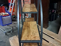 Rond ijzeren rekje ø 760 ( l 480mm b 210mm h 190mm ) - afbeelding 3 van  5