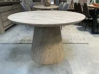 Ronde eetkamertafel