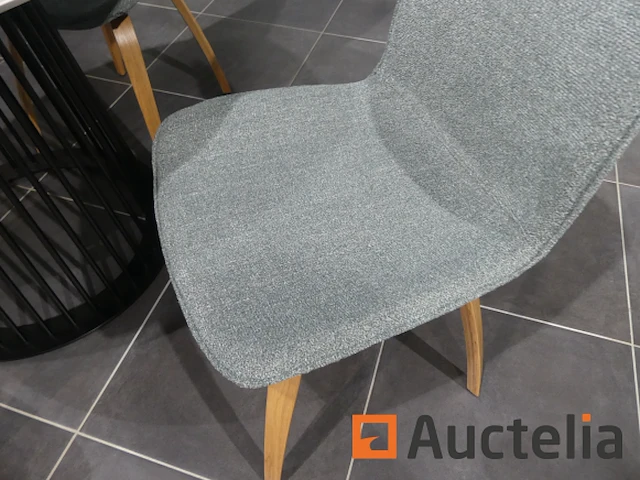 Ronde eettafel + 4 stoelen - afbeelding 1 van  9