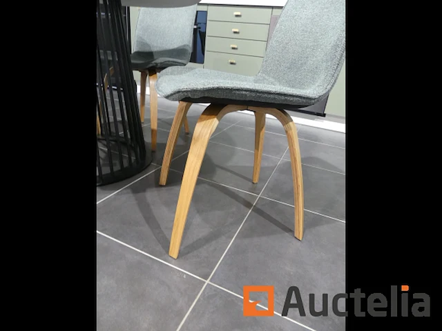 Ronde eettafel + 4 stoelen - afbeelding 2 van  9