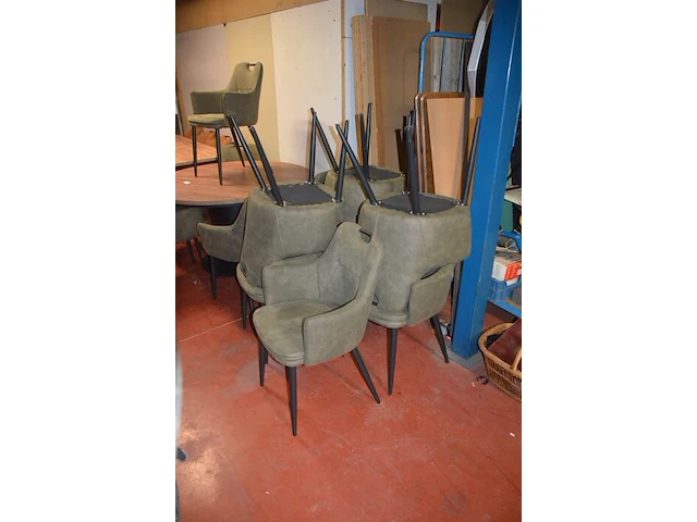 Ronde fineerhouten tafel , 7 moderne kuipstoelen grijze stoffen zit en rug (7,8) - afbeelding 11 van  11