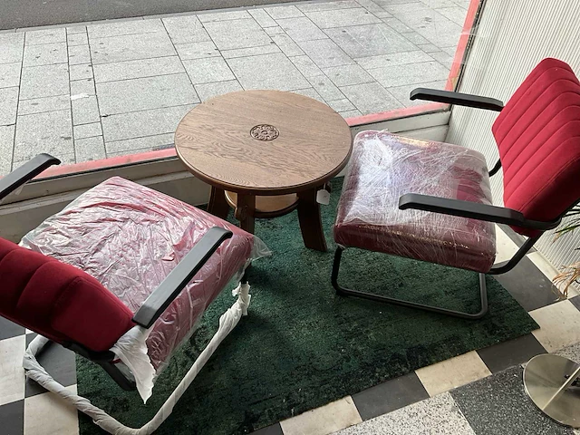 Ronde salontafel en 2 bijzetstoelen - afbeelding 1 van  6