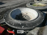 Ronde stenen bloempot - afbeelding 1 van  3
