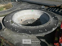 Ronde stenen bloempot - afbeelding 3 van  3