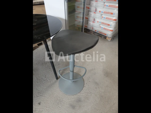Ronde tafel met 2 krukken - afbeelding 2 van  5