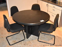 Ronde tafel vv 4 stoelen - afbeelding 1 van  1
