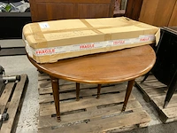 Ronde tafel - afbeelding 1 van  8