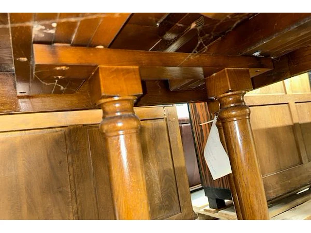 Ronde tafel - afbeelding 4 van  8