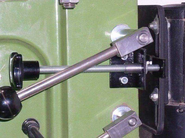 Rong-fu rf20 freesmachine - afbeelding 6 van  16