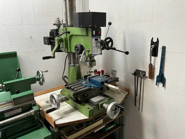 Rong-fu rf20 freesmachine - afbeelding 1 van  16
