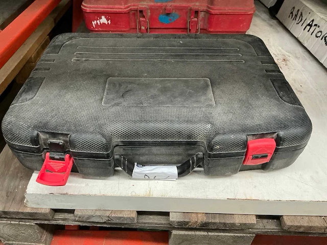 Ropamate accugun 400 siliconenspuit op accu - afbeelding 6 van  6