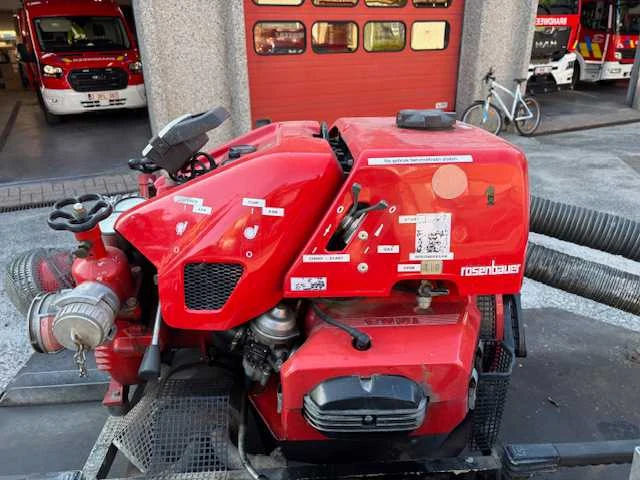 Rosenbauer fox bmw mobiele bluspomp - afbeelding 1 van  20