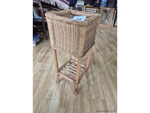 Rotan plantenstaander 28x28x71cm - afbeelding 1 van  3