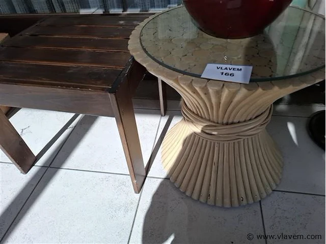 Rotan tafel - afbeelding 2 van  2