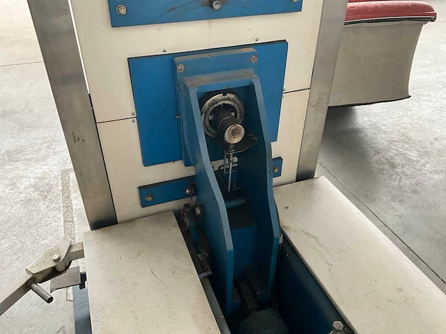 Rotek 1200 hydraulische palletomkeerder - afbeelding 5 van  5