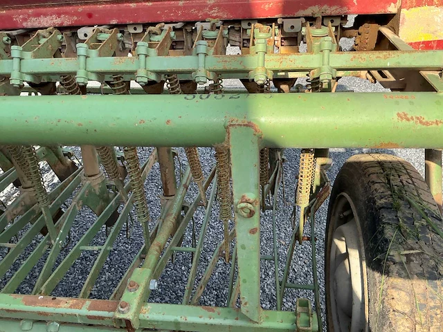 Rotereg zaaimachine met juksysteem - afbeelding 6 van  21