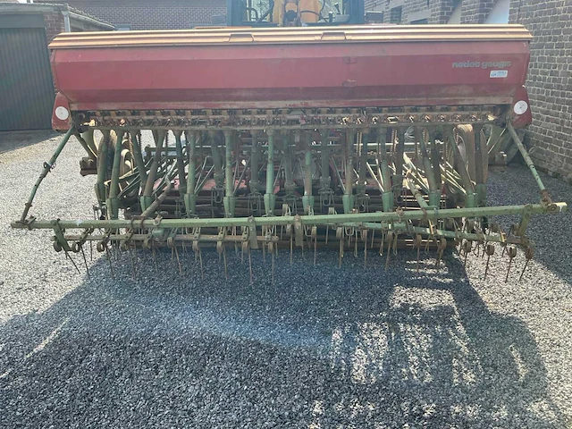 Rotereg zaaimachine met juksysteem - afbeelding 15 van  21