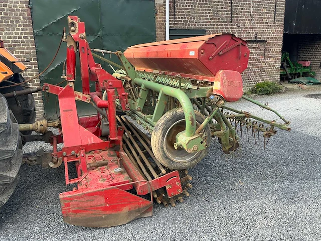Rotereg zaaimachine met juksysteem - afbeelding 18 van  21
