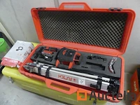 Roterende laser en futech red runner voeten - afbeelding 2 van  7