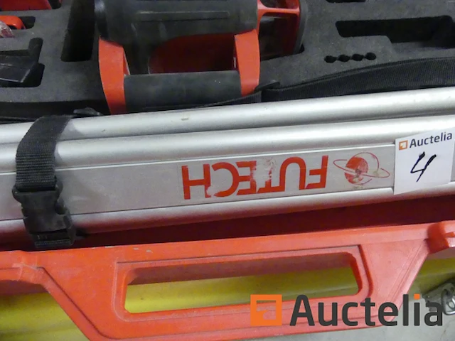Roterende laser en futech red runner voeten - afbeelding 6 van  7