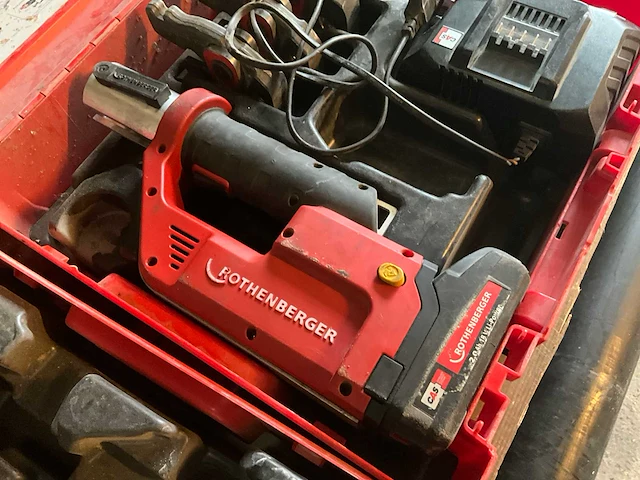 Rothenberger accu-mini-persmachine + 7 persbekken - afbeelding 2 van  10