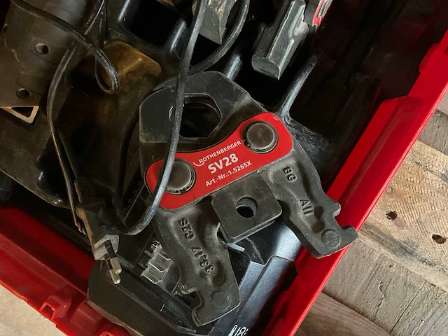 Rothenberger accu-mini-persmachine + 7 persbekken - afbeelding 9 van  10