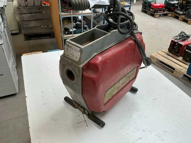 Rothenberger saniclean r600 ontstoppingsmachine - afbeelding 5 van  6