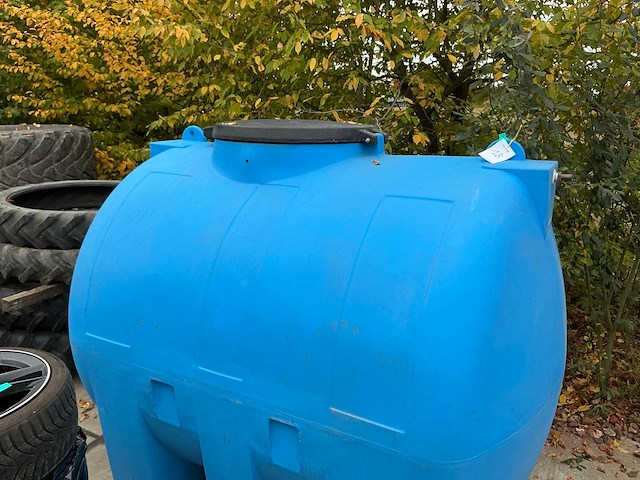 Rototec c5000 horizontale opslagtank - afbeelding 2 van  4