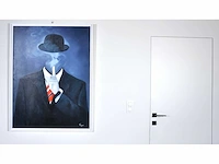 Royce - ode aan magritte 'sssst...' - olie op doek - 120x90 cm - afbeelding 3 van  12