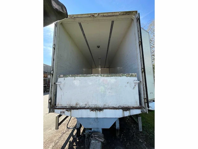 Royen - 1997 - r18t/2p - trailer - afbeelding 29 van  31
