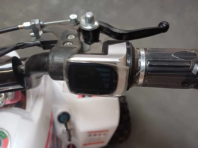 Roze kinder quad 800watt - afbeelding 13 van  14