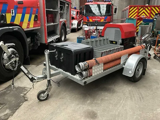 Rpv aanhangwagen compleet met pompinstallatie - afbeelding 1 van  13