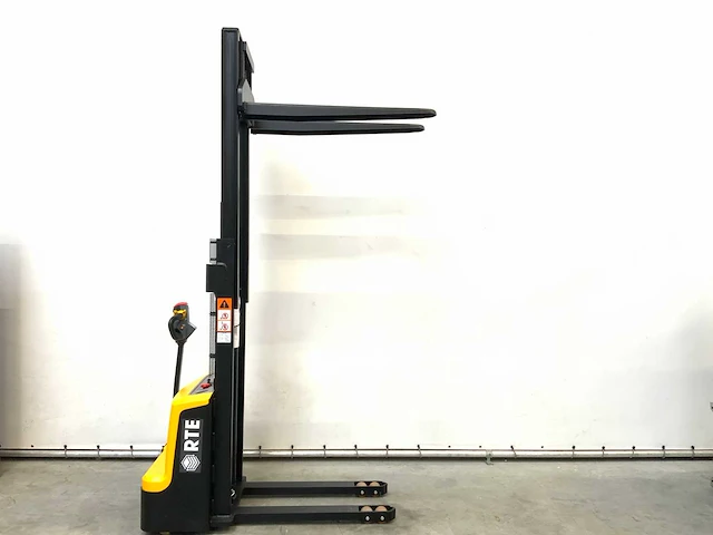 Rte - 2024 - 6184 - stapelaar 3.5m dubbele ketting - afbeelding 2 van  17