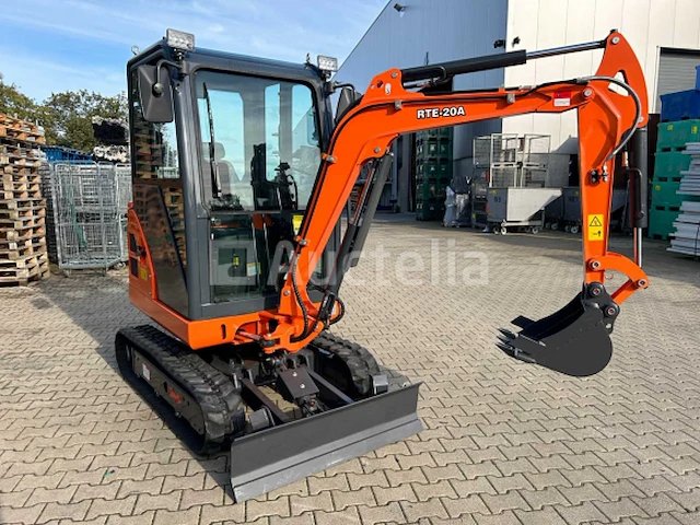 Rte - 2025 - cr213 - minigraafmachine kubota euro 5 met cabine - afbeelding 12 van  32