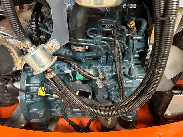 Rte - 2025 - cr213 - minigraafmachine kubota euro 5 met cabine - afbeelding 6 van  32