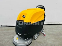 Rte - 2025 - fs50-sd - vloerschrobzuigmachine zelfrijdend - afbeelding 11 van  14