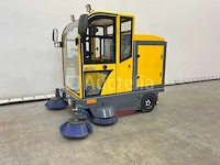 Rte - 2025 - st150 - veegmachine - afbeelding 12 van  28