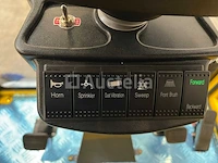 Rte - 2025 - st150 - veegmachine - afbeelding 13 van  28