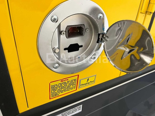 Rte - 2025 - st150 - veegmachine - afbeelding 11 van  28