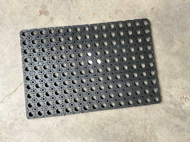 Rubber deurmat domino zwart 40 x 60 cm (86x) - afbeelding 4 van  5