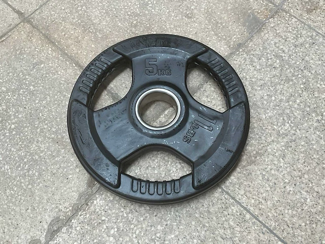 Rubber plated 50mm halterschijf 5kg (20x) - afbeelding 1 van  1