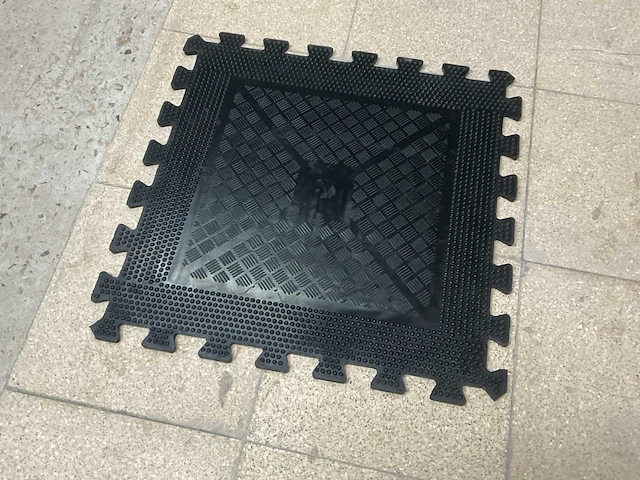 Rubber puzzelmat (80x) - afbeelding 1 van  2