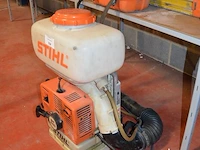 Rugsproeier op benzine stihl br400 - afbeelding 2 van  6