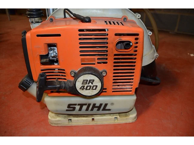 Rugsproeier op benzine stihl br400 - afbeelding 6 van  6